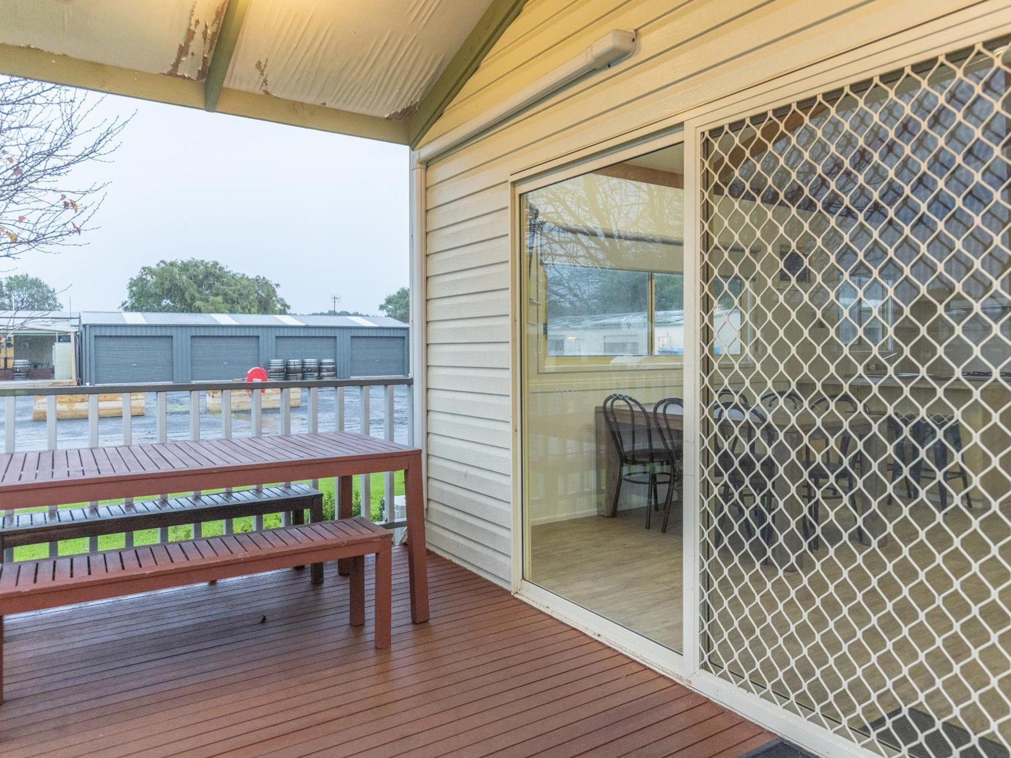 Nrma Warrnambool Riverside Holiday Park Pokoj fotografie