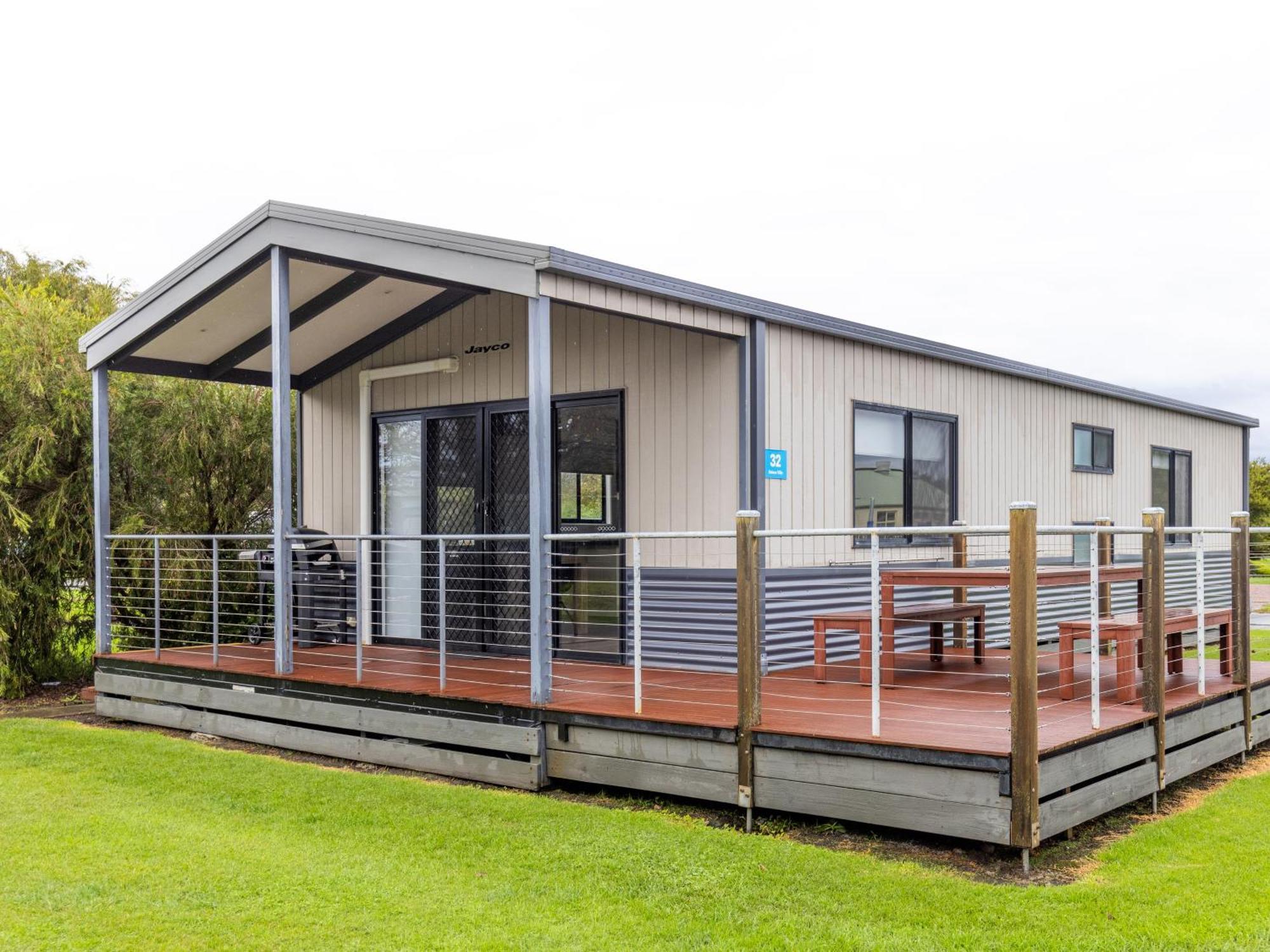Nrma Warrnambool Riverside Holiday Park Pokoj fotografie